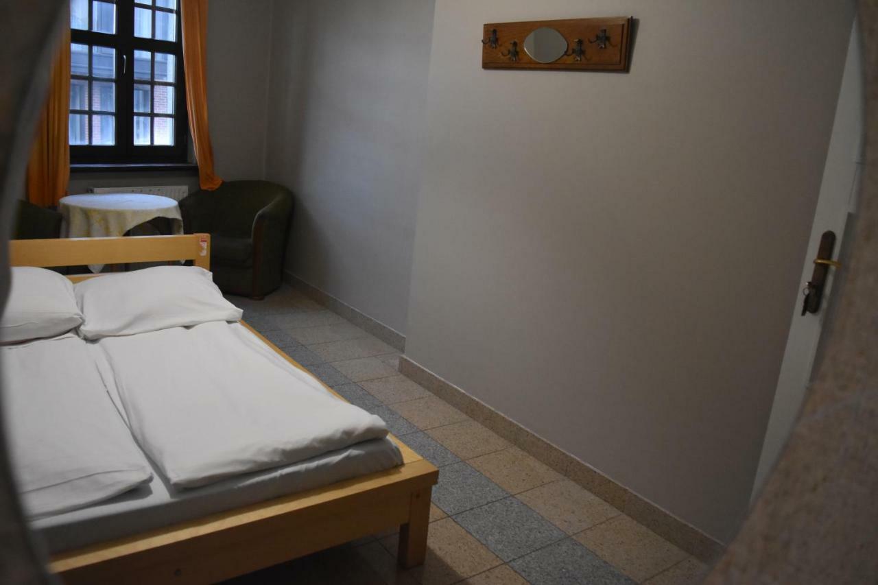 Hostel Przy Targu Rybnym Gdansk Bagian luar foto
