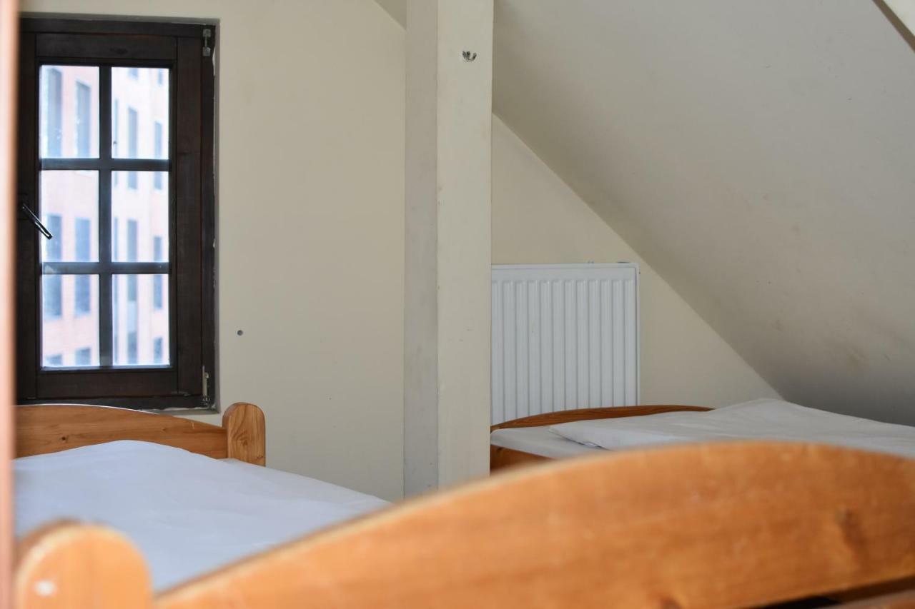 Hostel Przy Targu Rybnym Gdansk Bagian luar foto