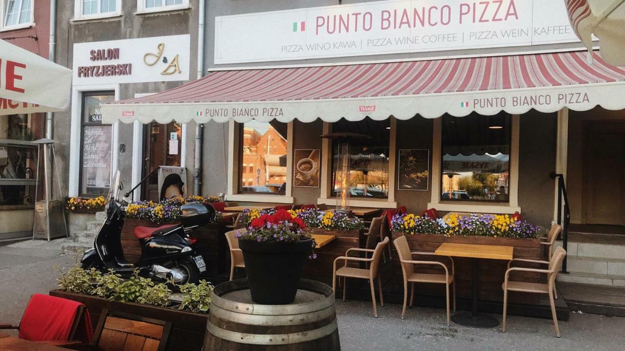 Hostel Przy Targu Rybnym Gdansk Bagian luar foto